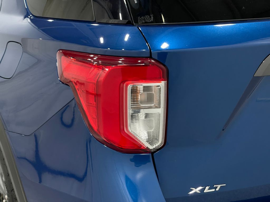 2022 Ford Explorer Image 37