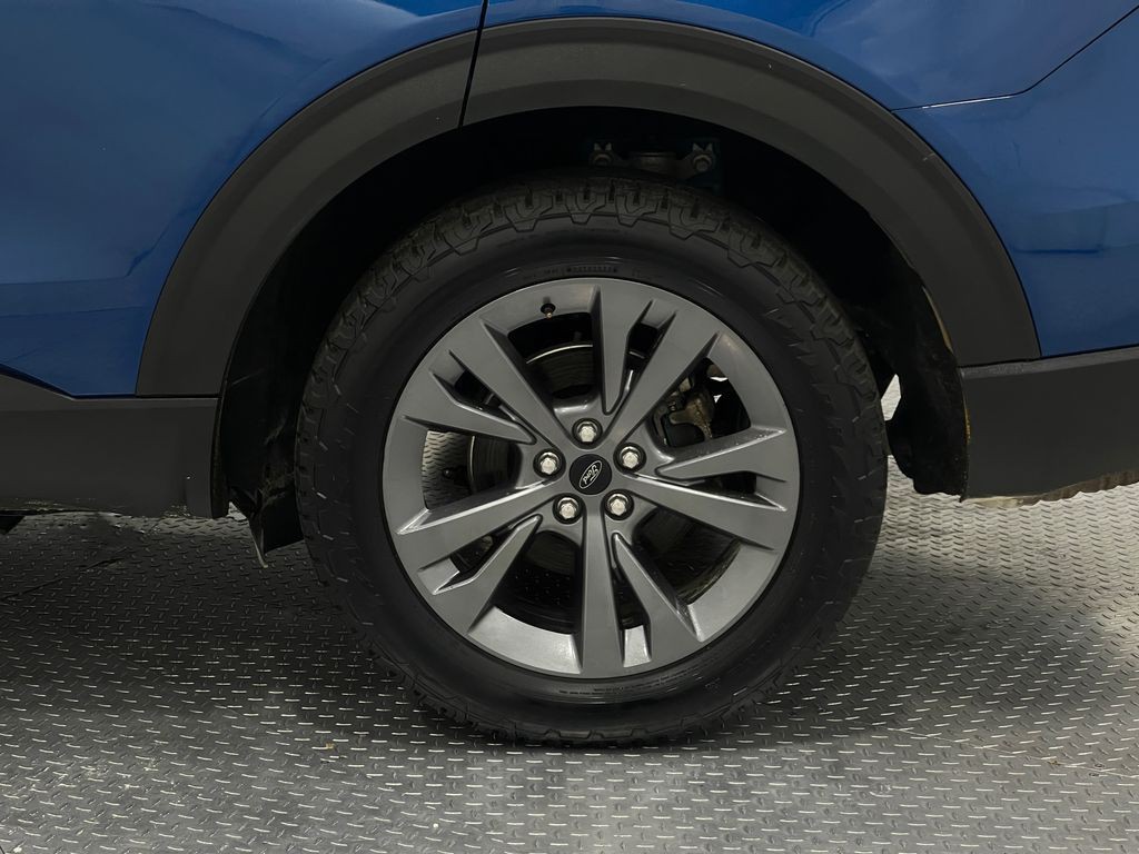 2022 Ford Explorer Image 38