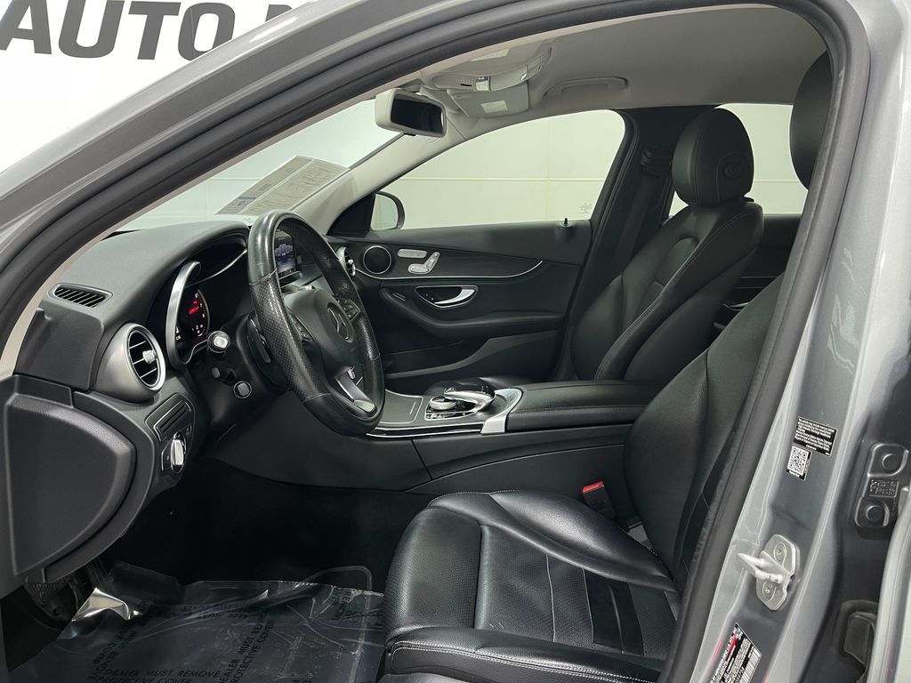 2015 Mercedes-Benz C-Class Image 10