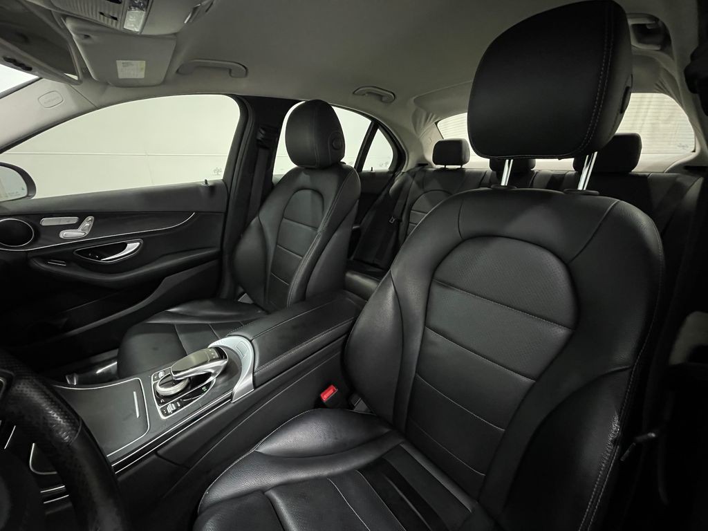 2015 Mercedes-Benz C-Class Image 11