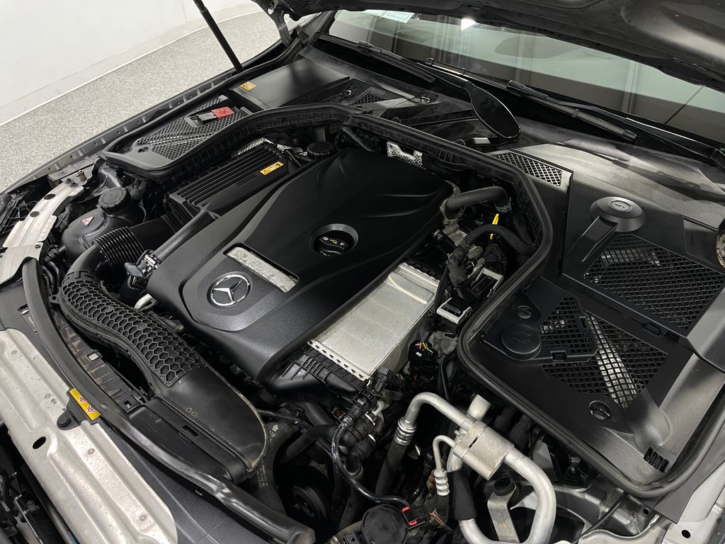 2015 Mercedes-Benz C-Class Image 26