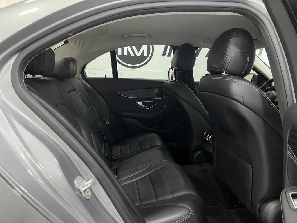 2015 Mercedes-Benz C-Class Image 29