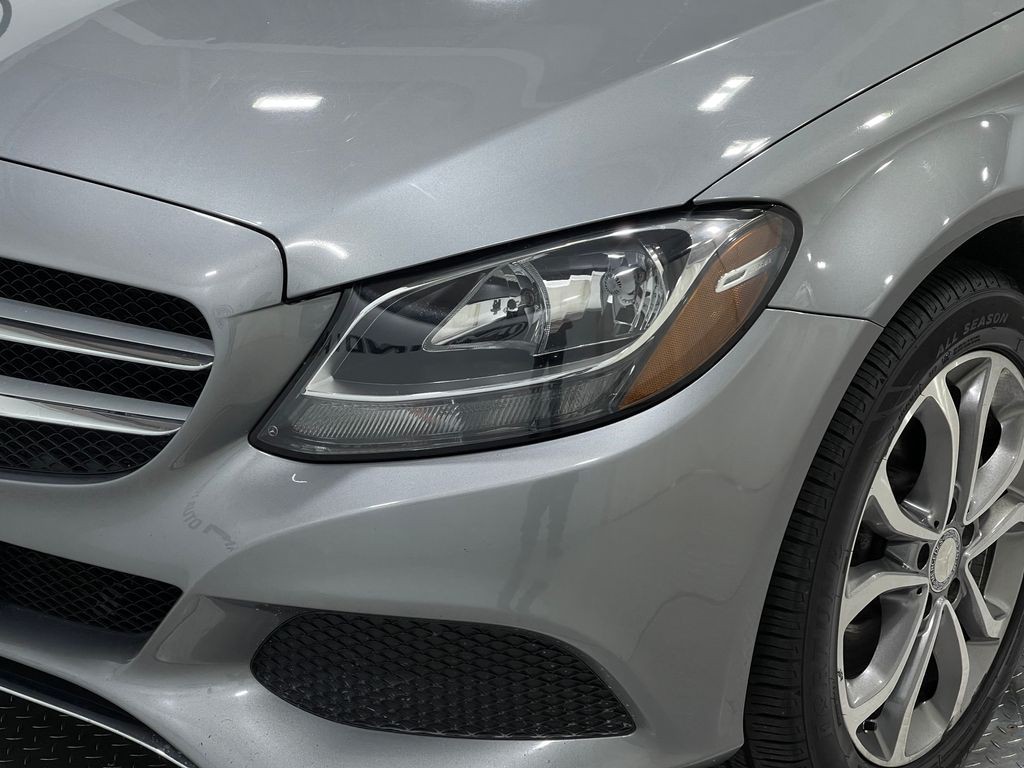 2015 Mercedes-Benz C-Class Image 31
