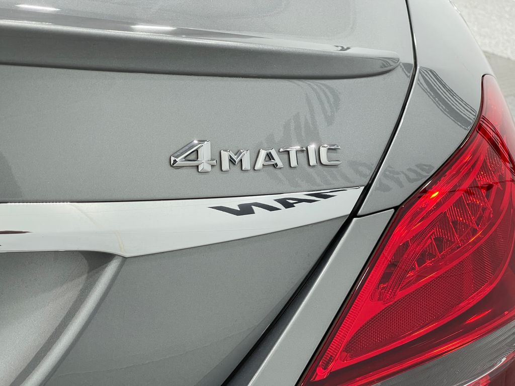 2015 Mercedes-Benz C-Class Image 36