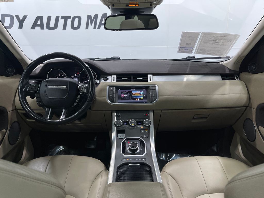 2017 Land Rover Range Rover Evoque Image 17