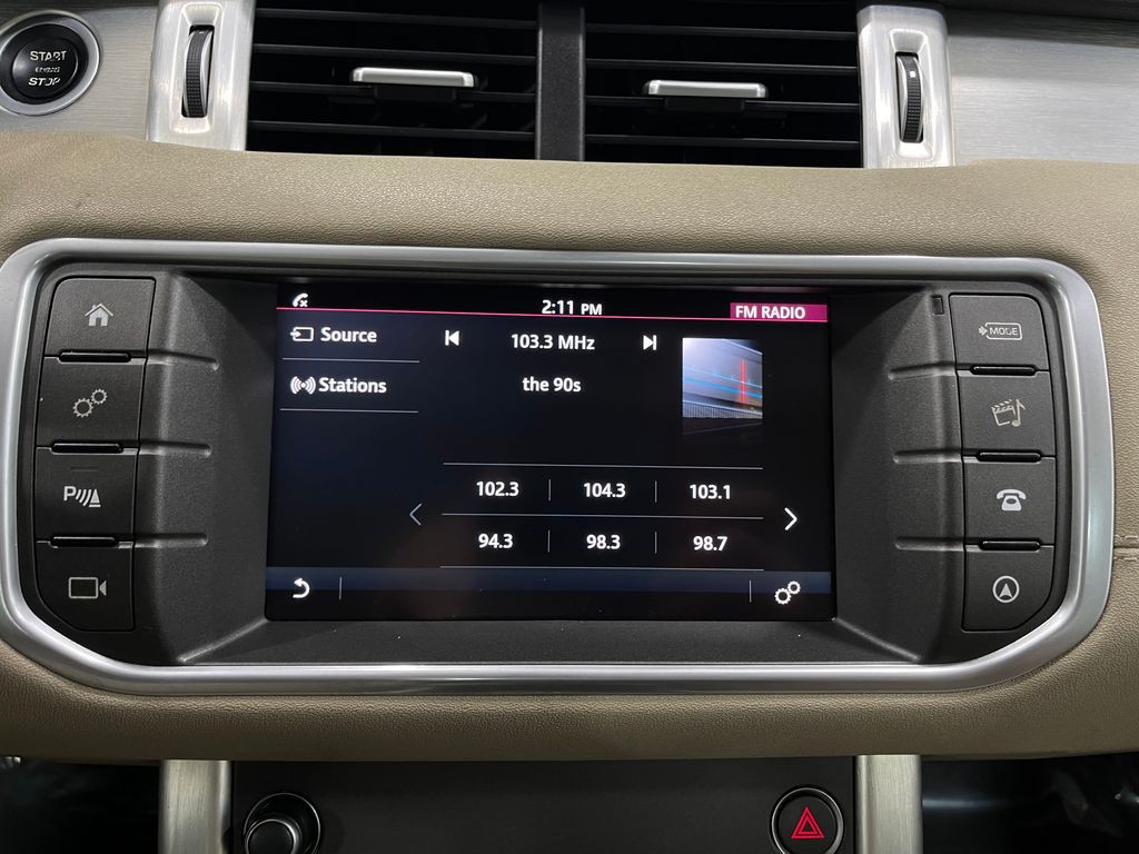 2017 Land Rover Range Rover Evoque Image 22