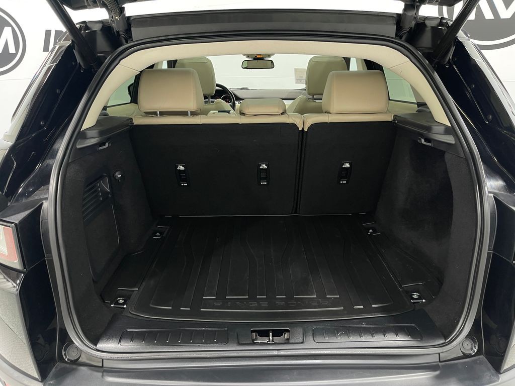 2017 Land Rover Range Rover Evoque Image 26