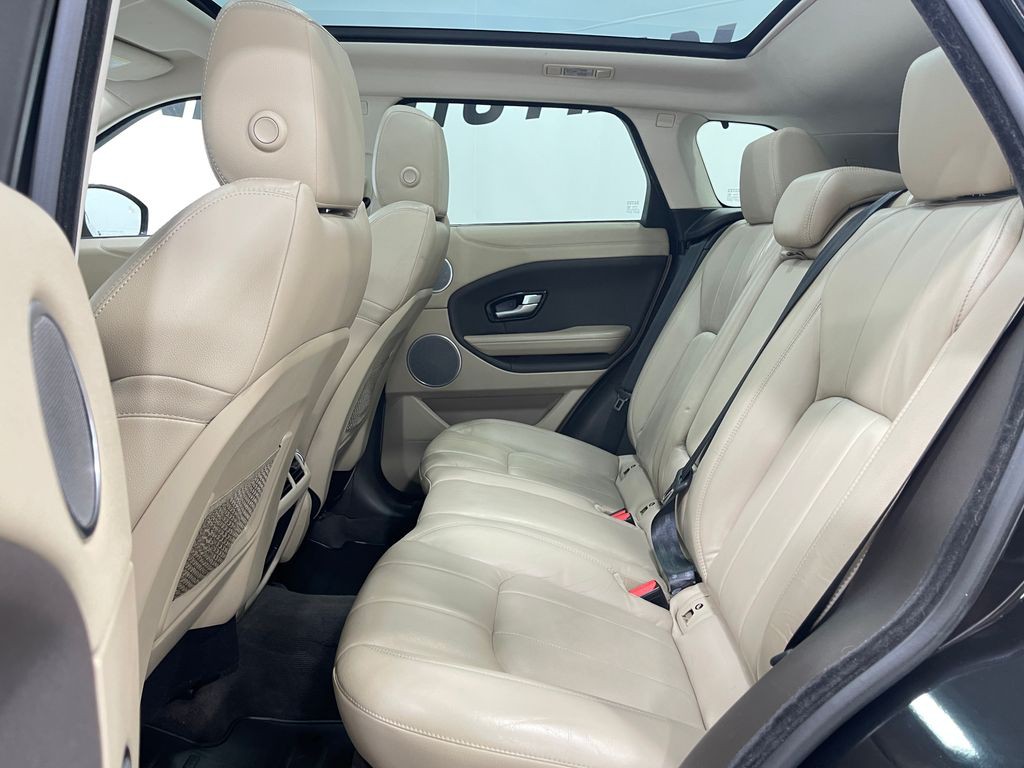 2017 Land Rover Range Rover Evoque Image 28