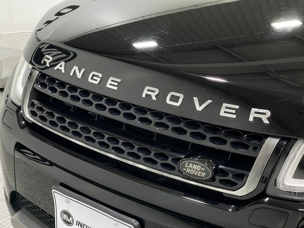 2017 Land Rover Range Rover Evoque Image 36