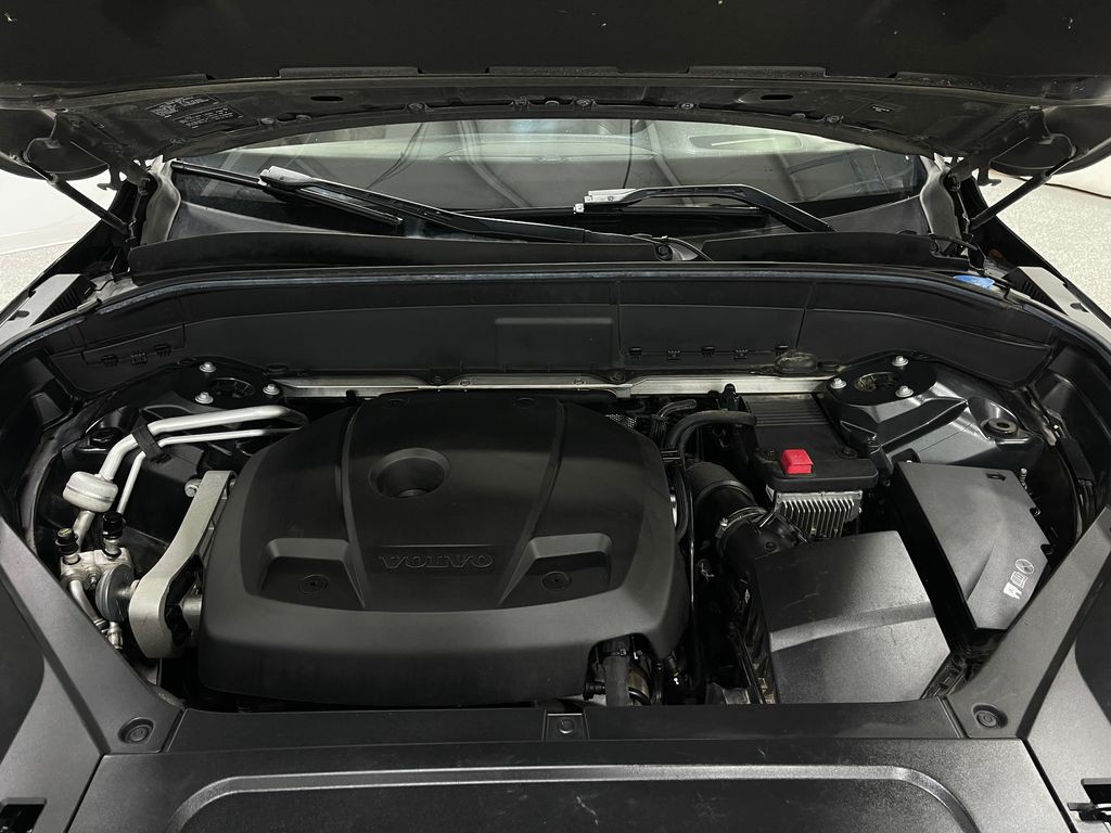 2017 Volvo XC90 Image 28