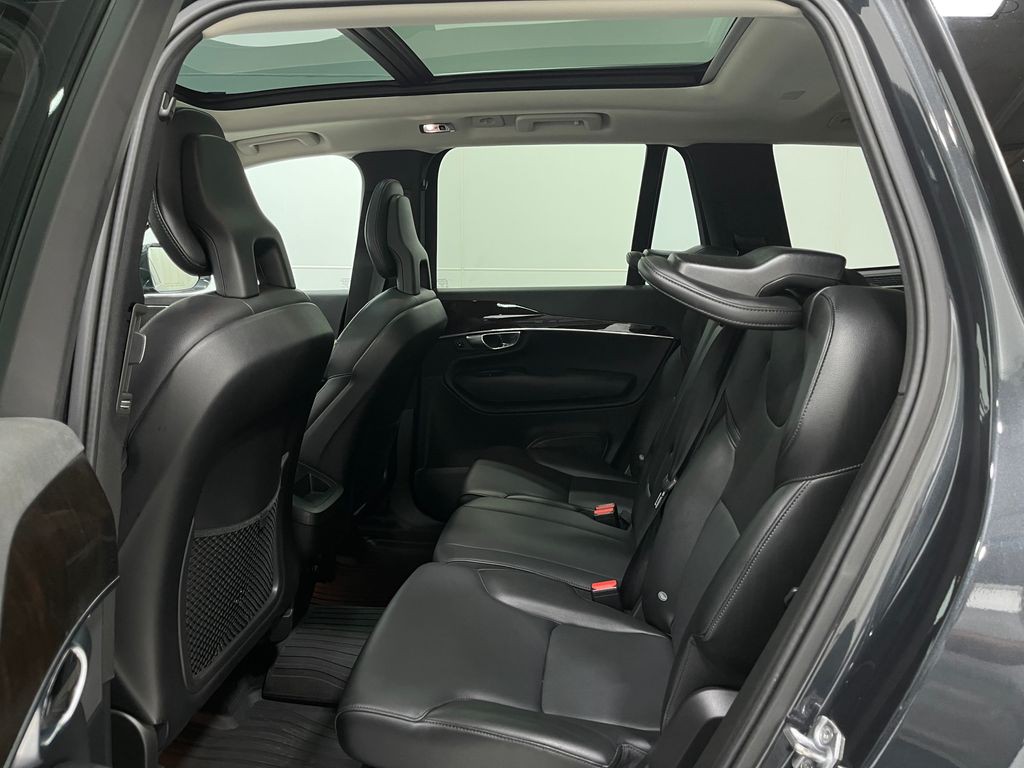 2017 Volvo XC90 Image 31