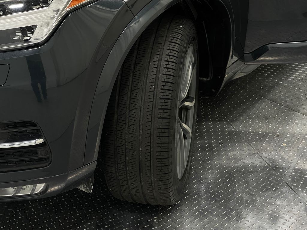 2017 Volvo XC90 Image 37