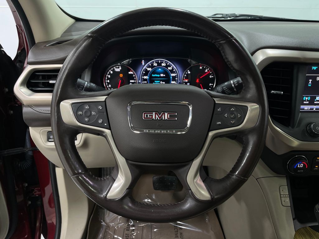 2018 GMC Acadia Image 23