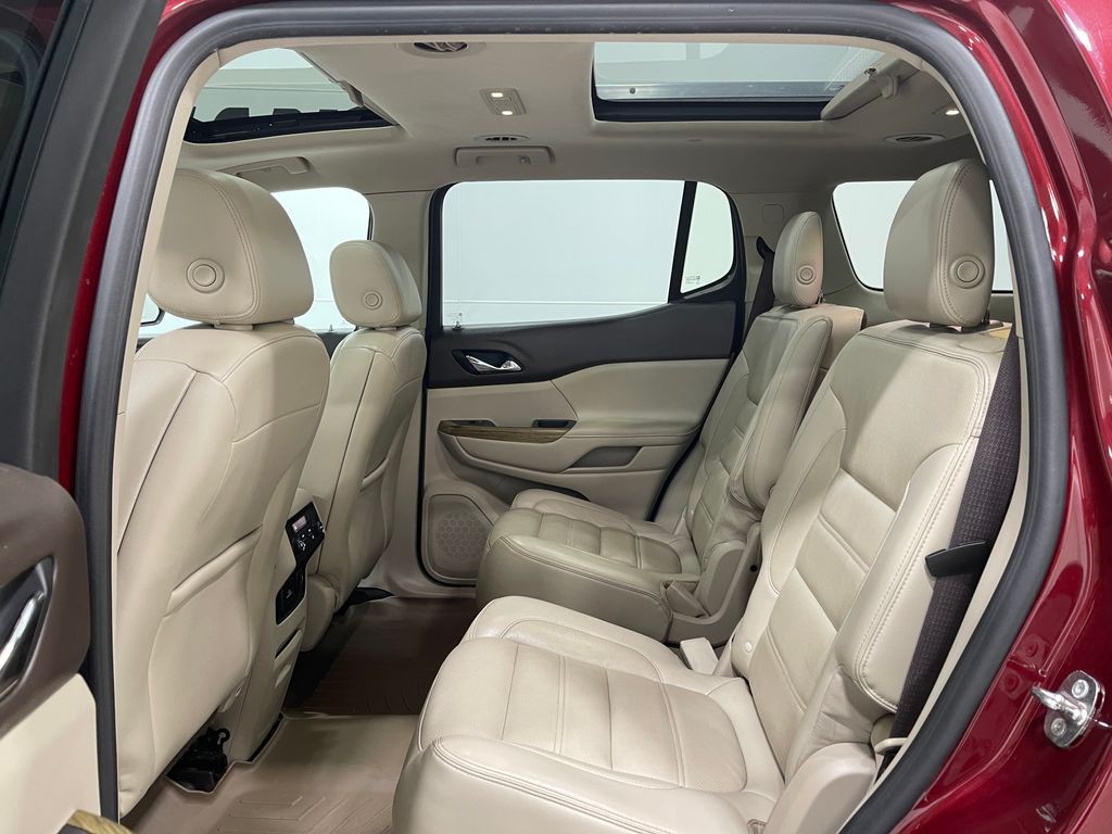 2018 GMC Acadia Image 31