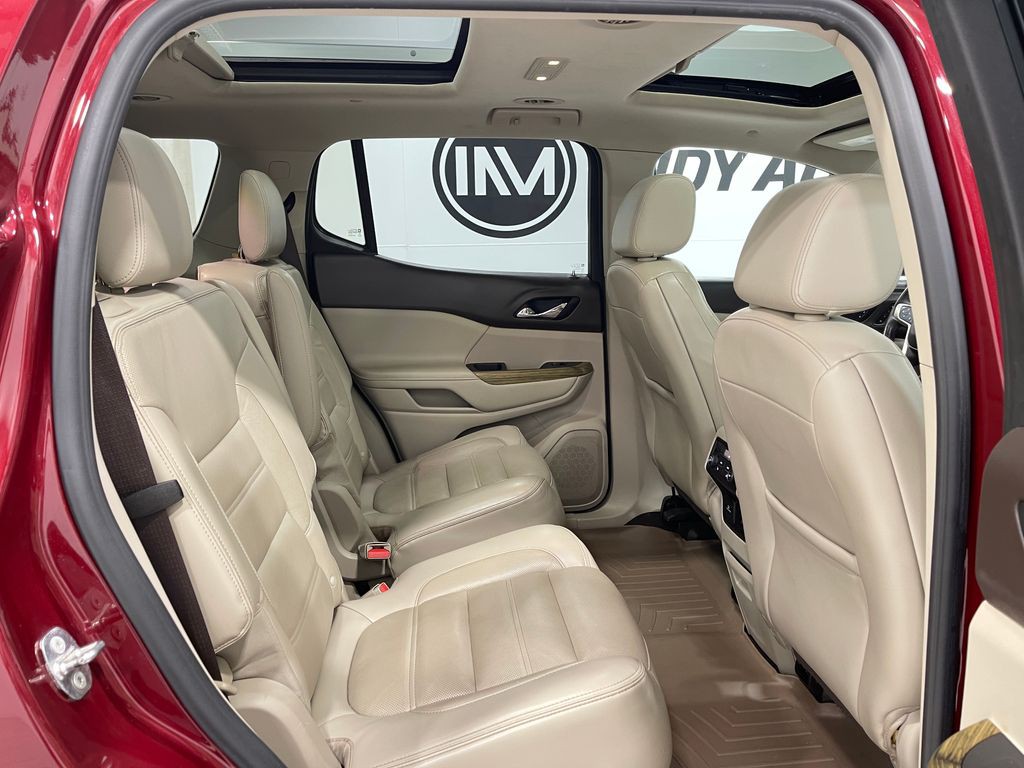 2018 GMC Acadia Image 34