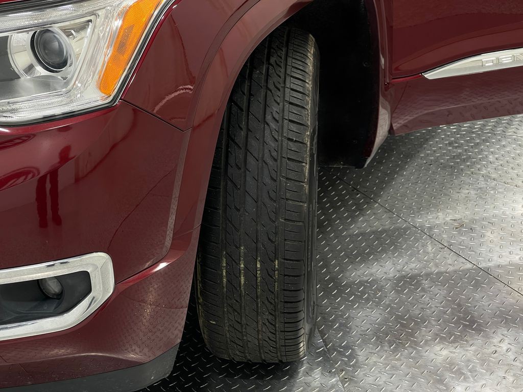 2018 GMC Acadia Image 39