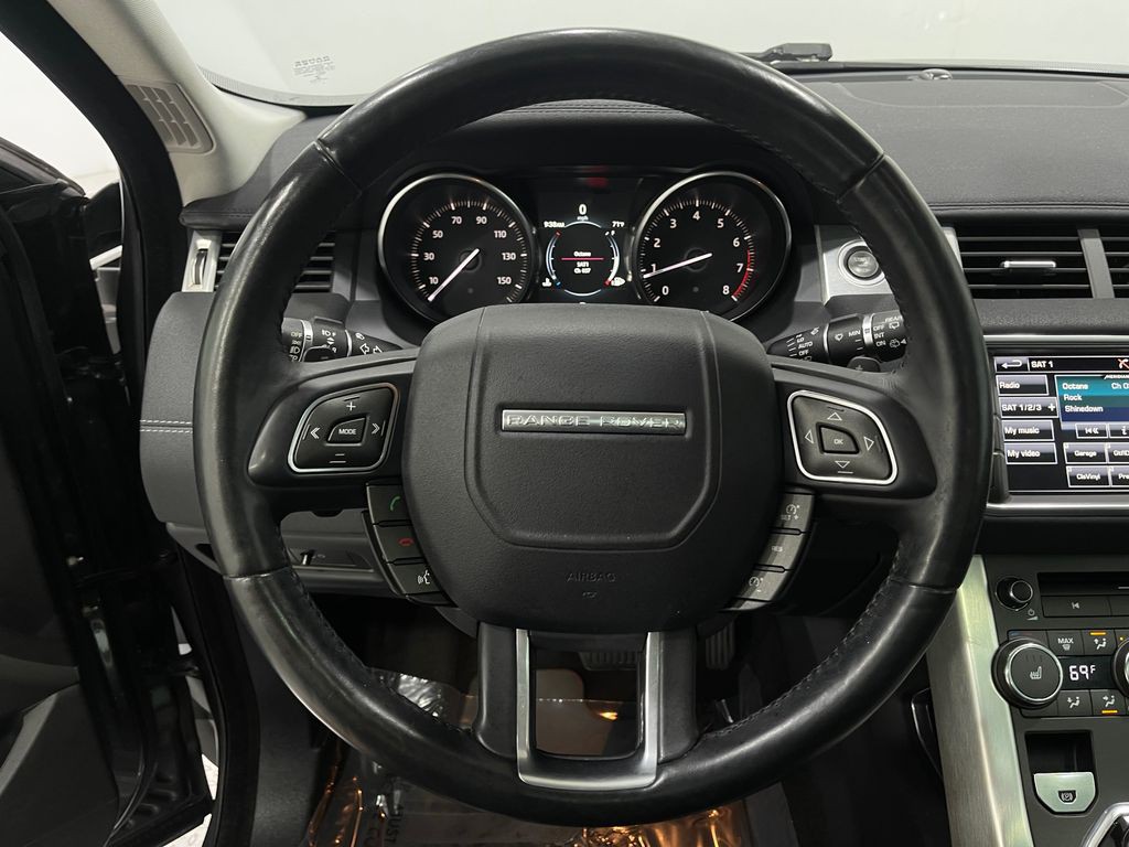 2016 Land Rover Range Rover Evoque Image 22