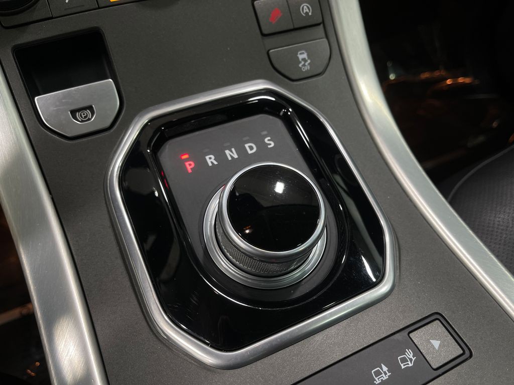 2016 Land Rover Range Rover Evoque Image 29