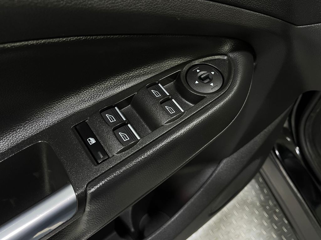 2017 Ford Escape Image 17