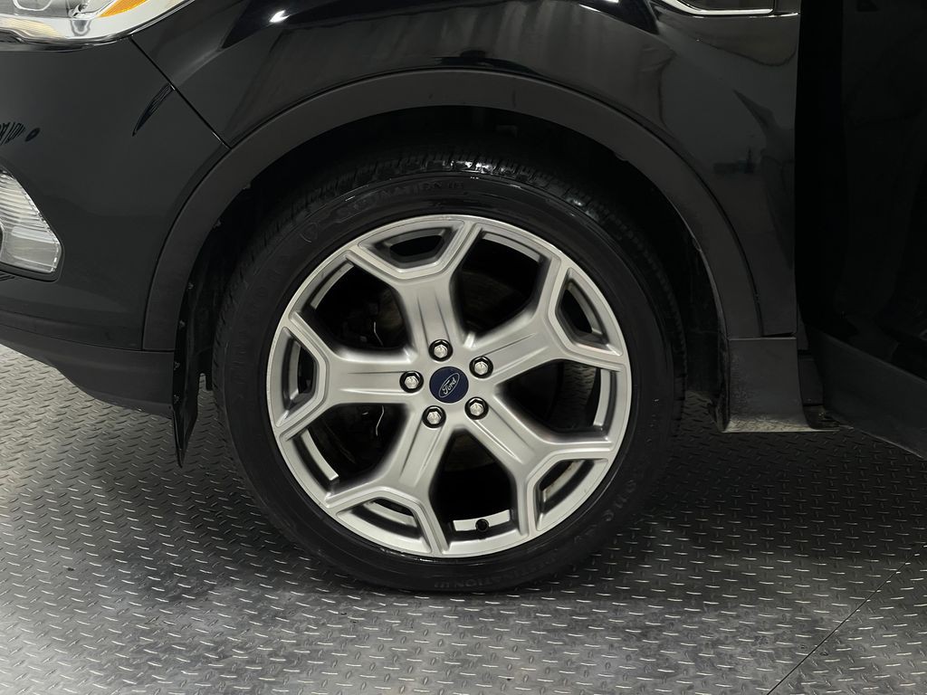 2017 Ford Escape Image 35