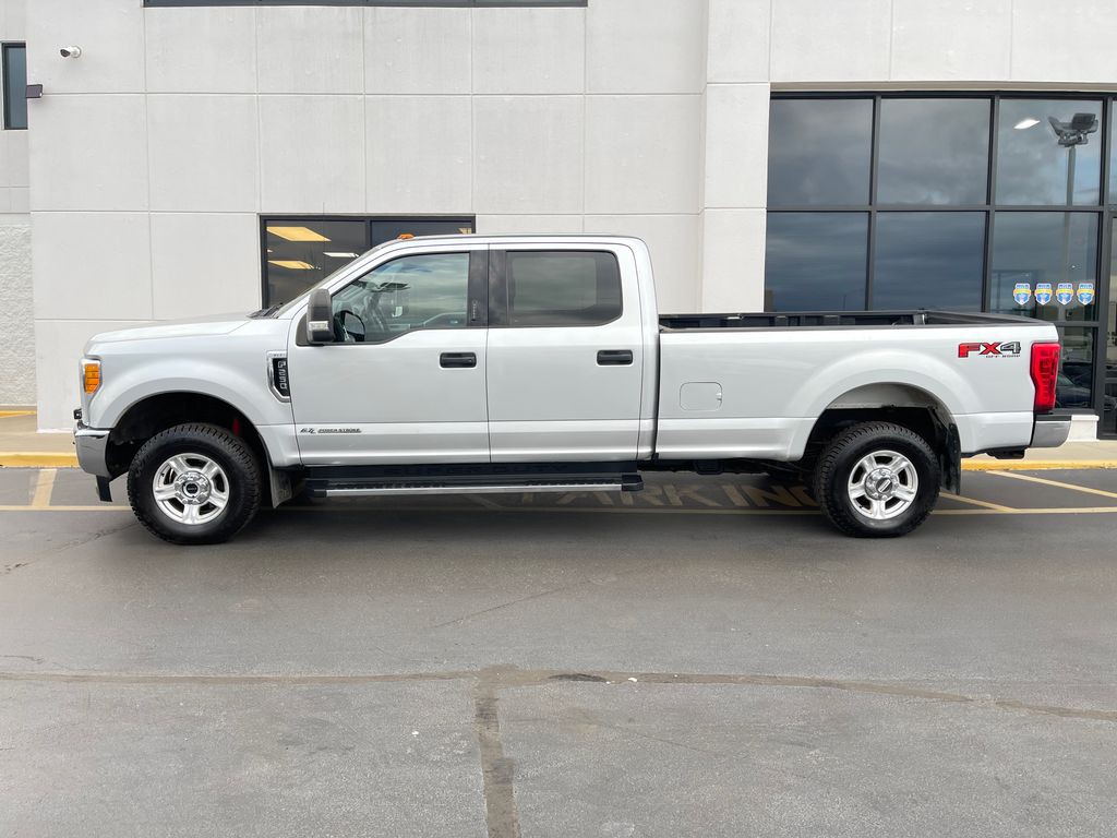 2017 Ford F-250 Image 6