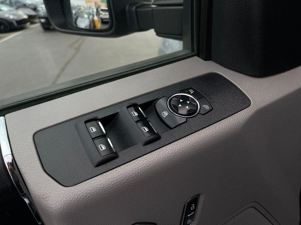 2017 Ford F-250 Image 14