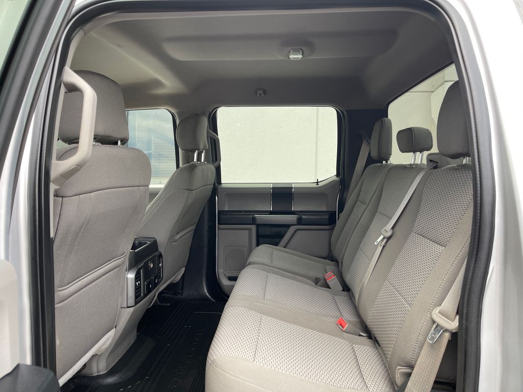 2017 Ford F-250 Image 28