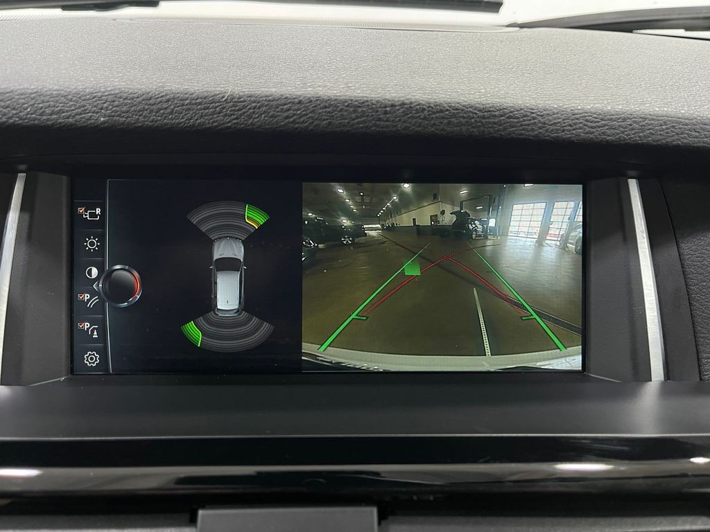 2017 BMW X3 Image 11