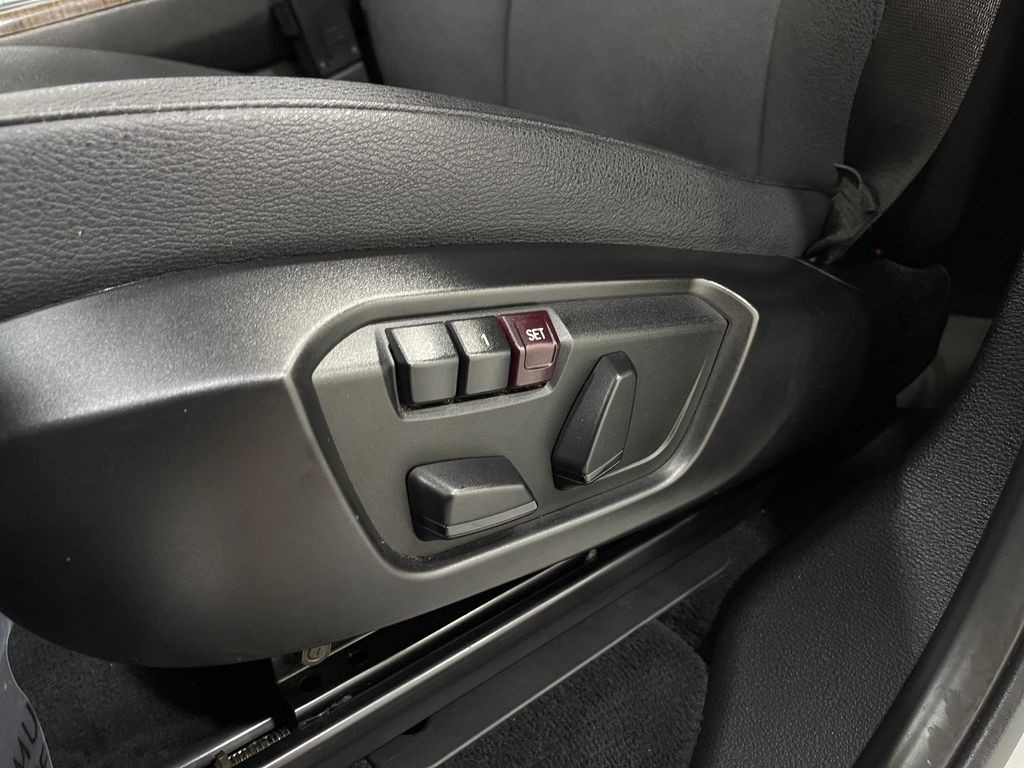 2017 BMW X3 Image 16