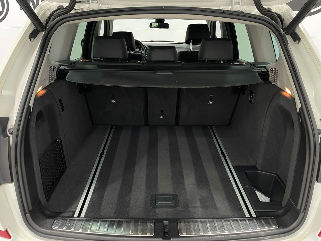2017 BMW X3 Image 26