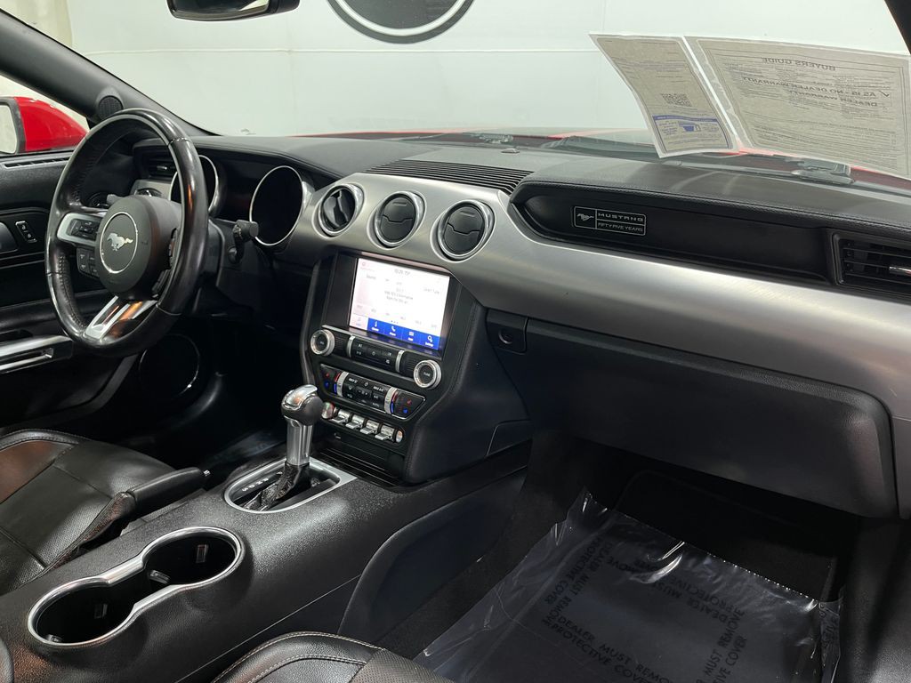 2020 Ford Mustang Image 18