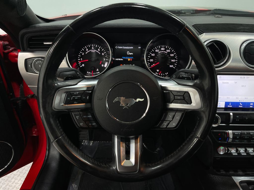 2020 Ford Mustang Image 21