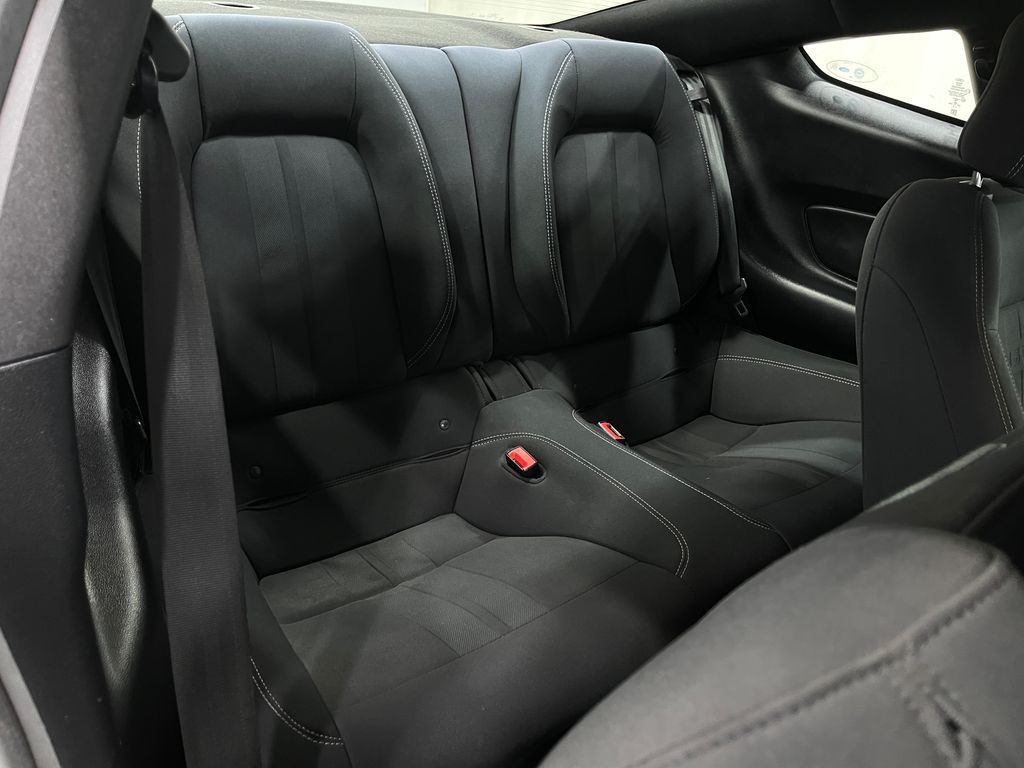 2018 Ford Mustang Image 29