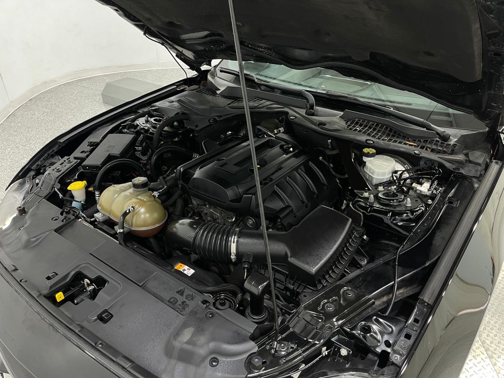 2018 Ford Mustang Image 25