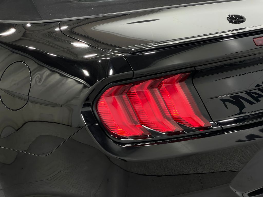 2018 Ford Mustang Image 30