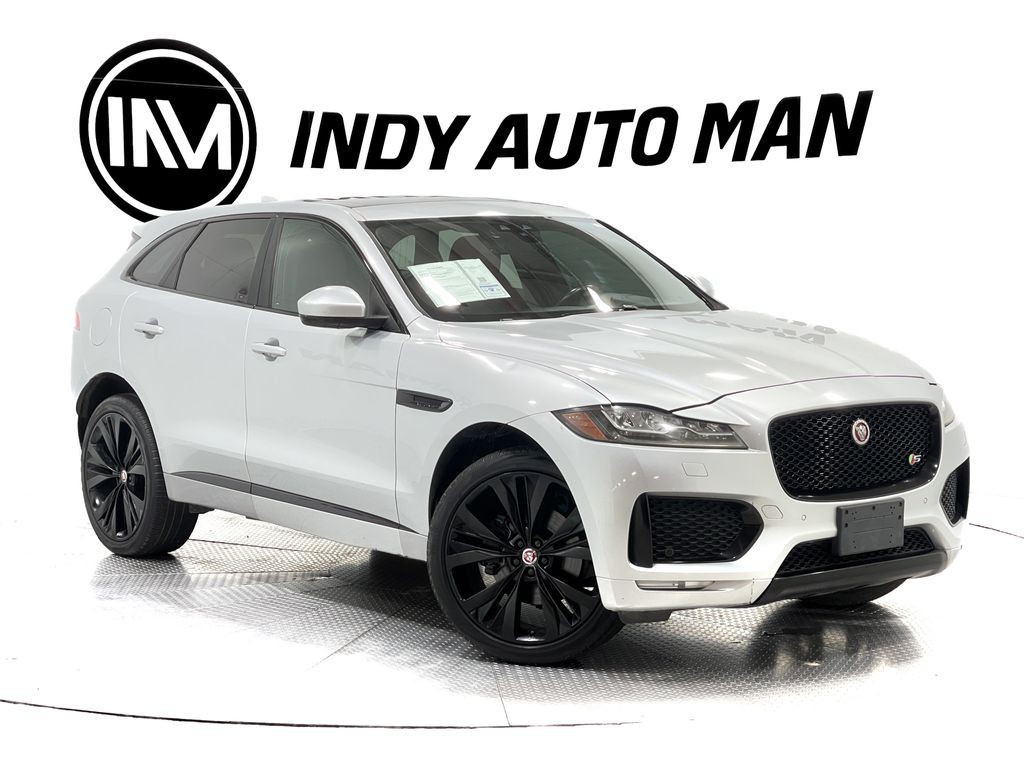 2017 Jaguar F-PACE Image 2