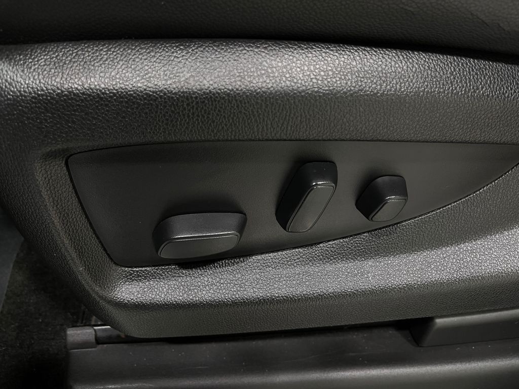 2018 Chevrolet Tahoe Image 19