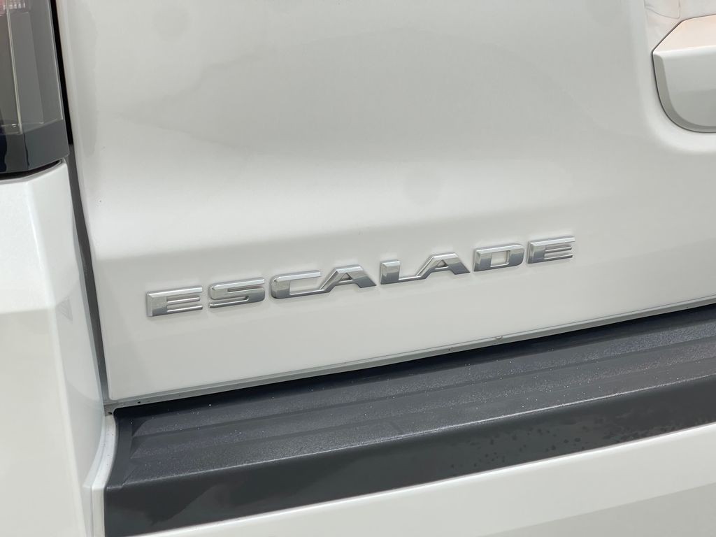 2018 Cadillac Escalade Image 41