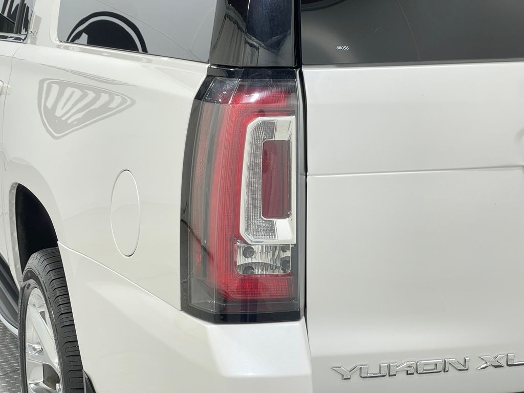 2019 GMC Yukon Image 38