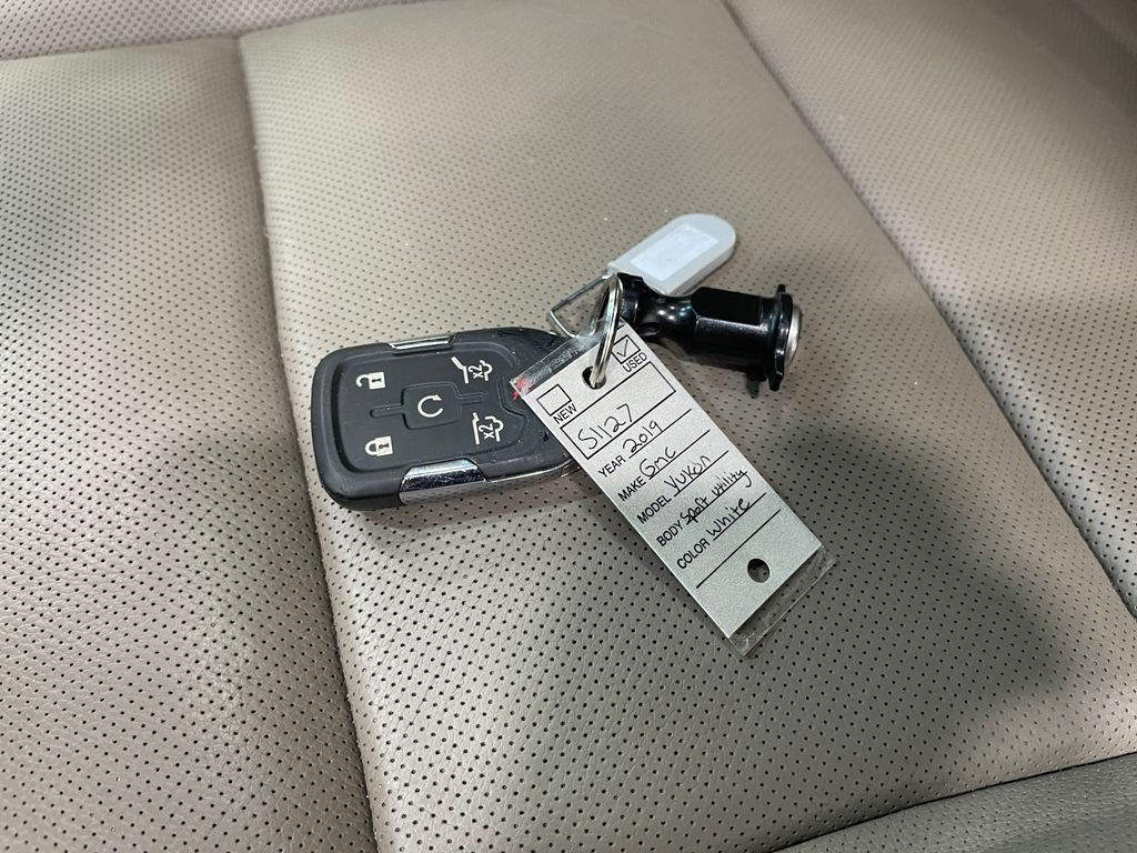 2019 GMC Yukon Image 41