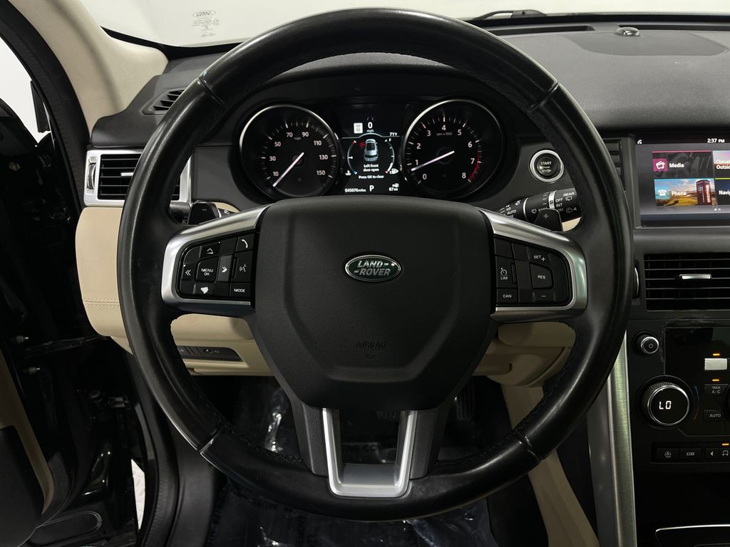 2019 Land Rover Discovery Sport Image 22