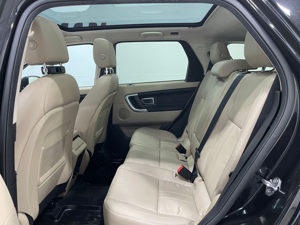 2019 Land Rover Discovery Sport Image 30