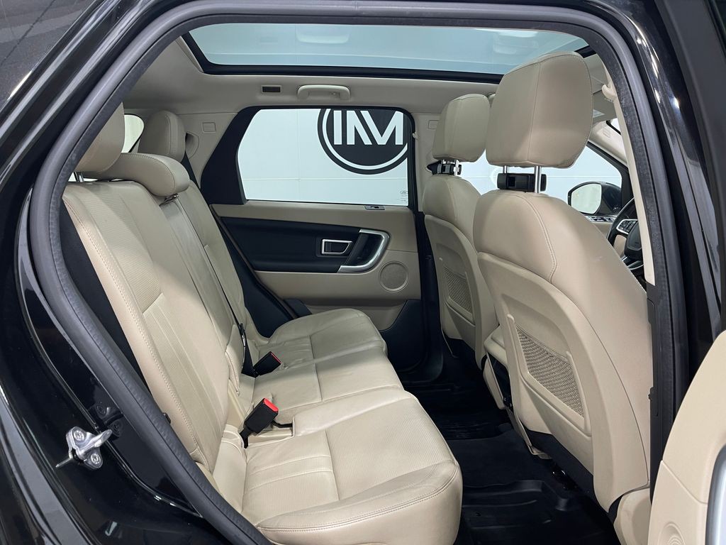 2019 Land Rover Discovery Sport Image 31