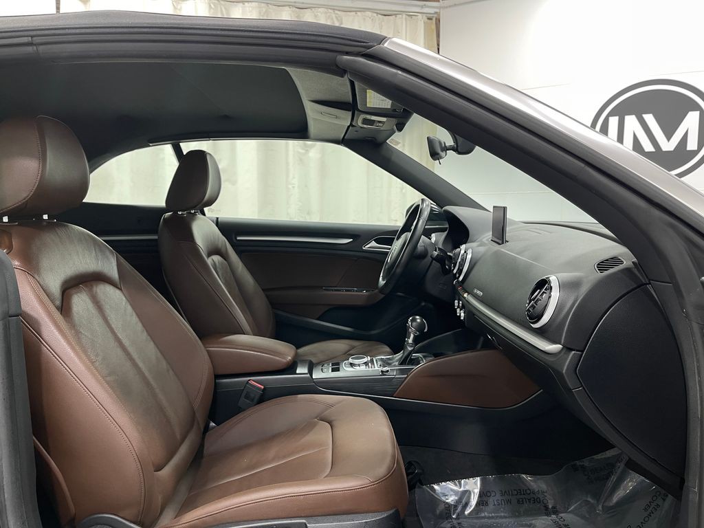 2016 Audi A3 Image 32