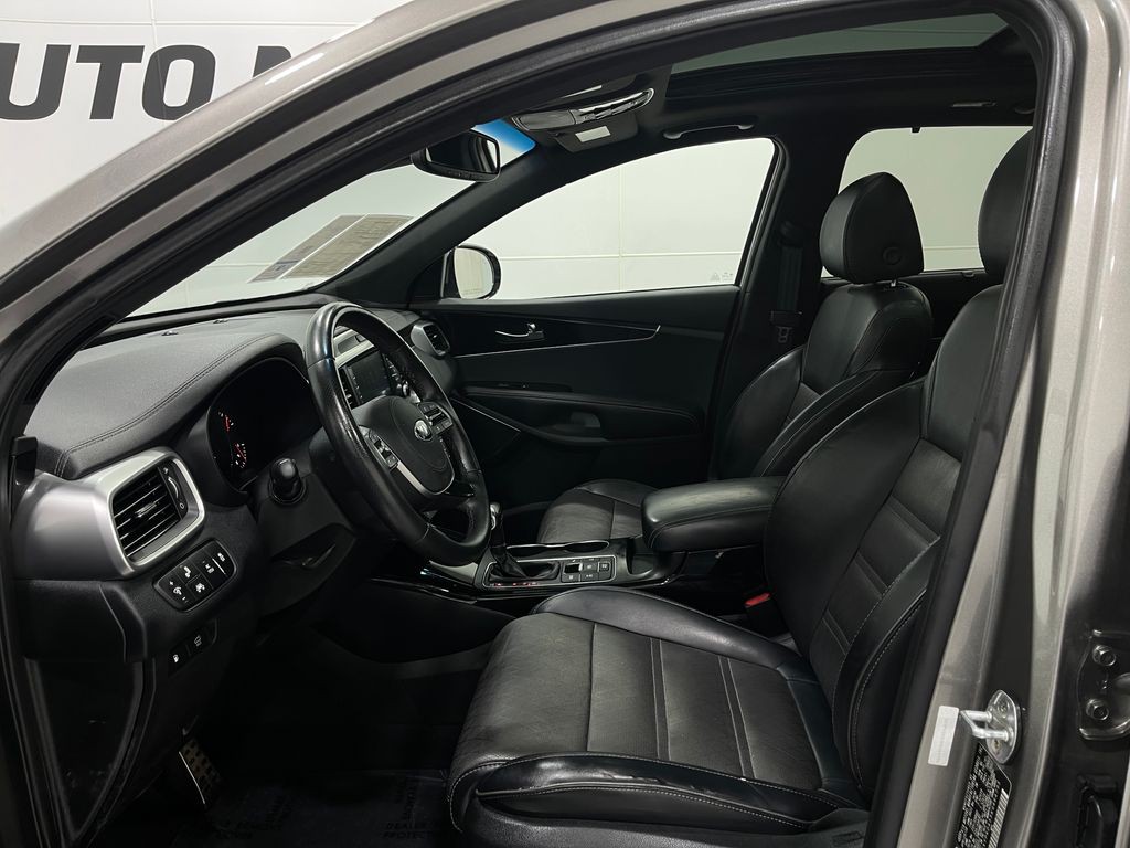 2019 Kia Sorento Image 14