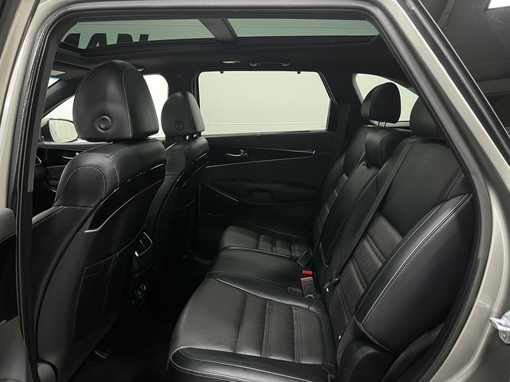 2019 Kia Sorento Image 31