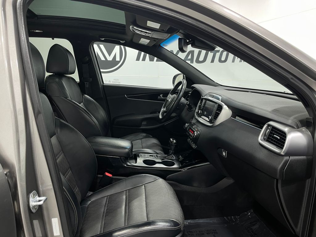 2019 Kia Sorento Image 35