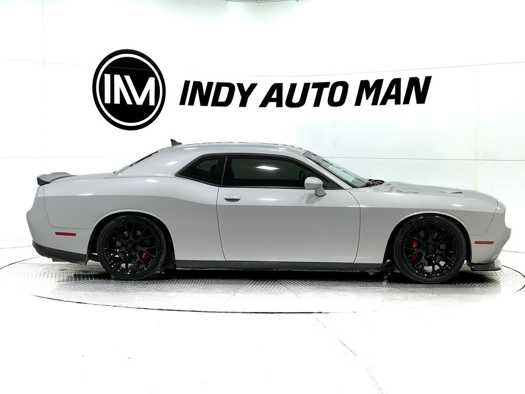 2019 Dodge Challenger Image 3