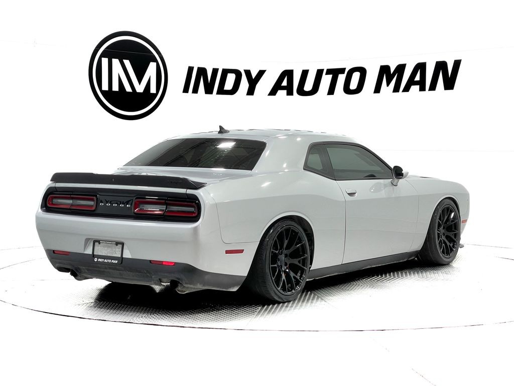 2019 Dodge Challenger Image 4