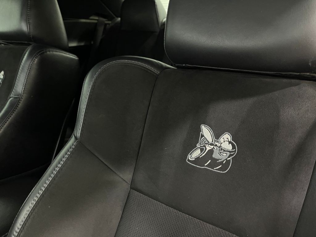 2019 Dodge Challenger Image 16